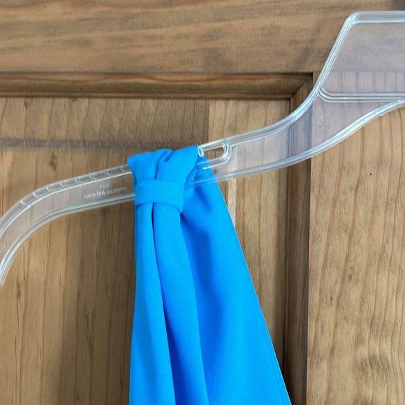 Dress - Picture 4 of 5